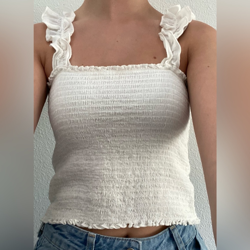 Aerie white ruffle tank!
